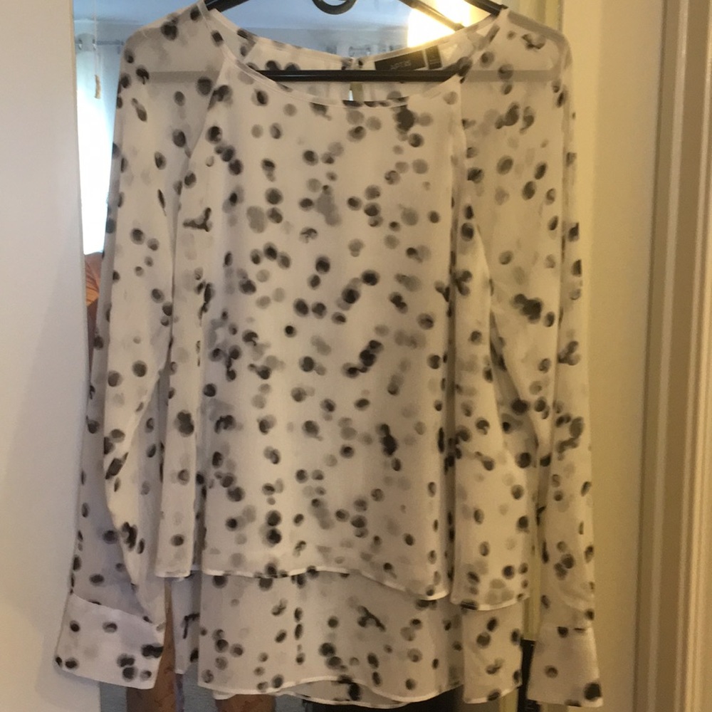 Apt 9 black polkadot blouse w/ lining layers